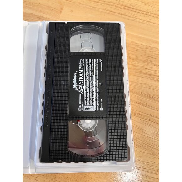 Walt Disney's Masterpiece Lady & The Tramp VHS Classic Animated Movie 1998 - Picture 2 of 2